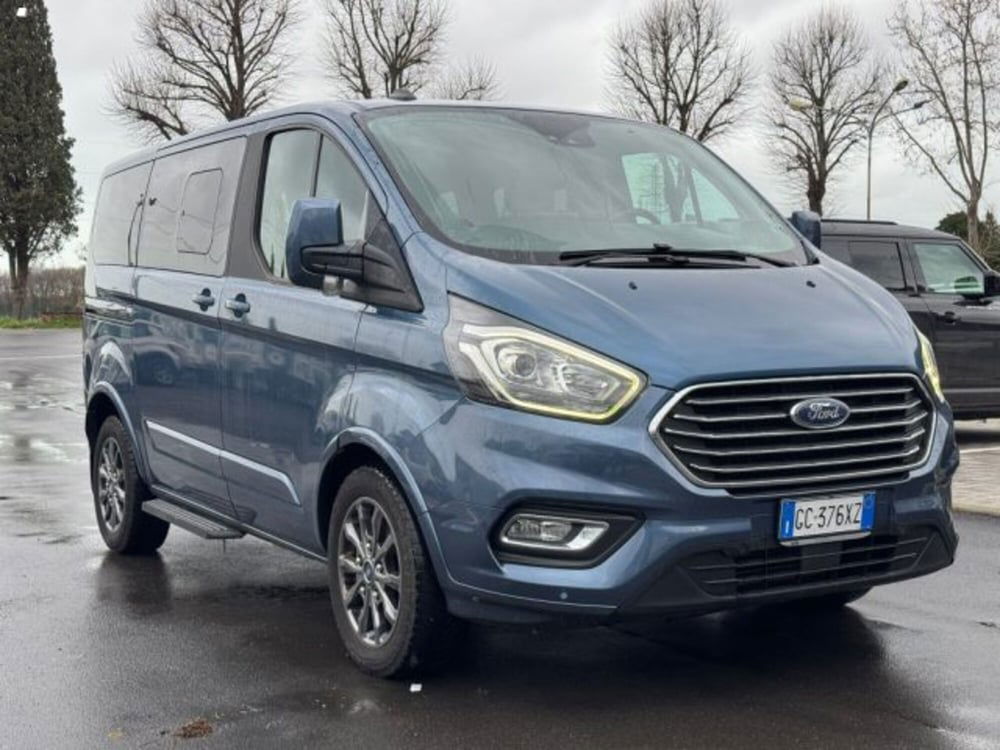 Ford Tourneo Custom usata a Lucca