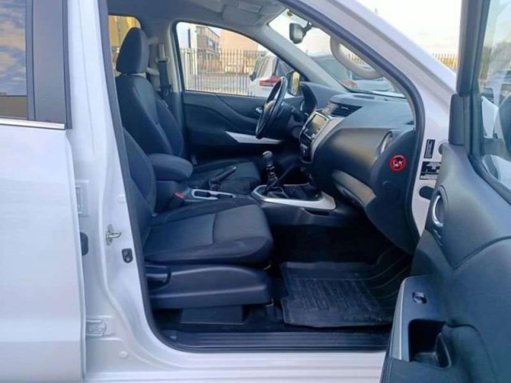 Nissan Navara usata a Firenze (8)