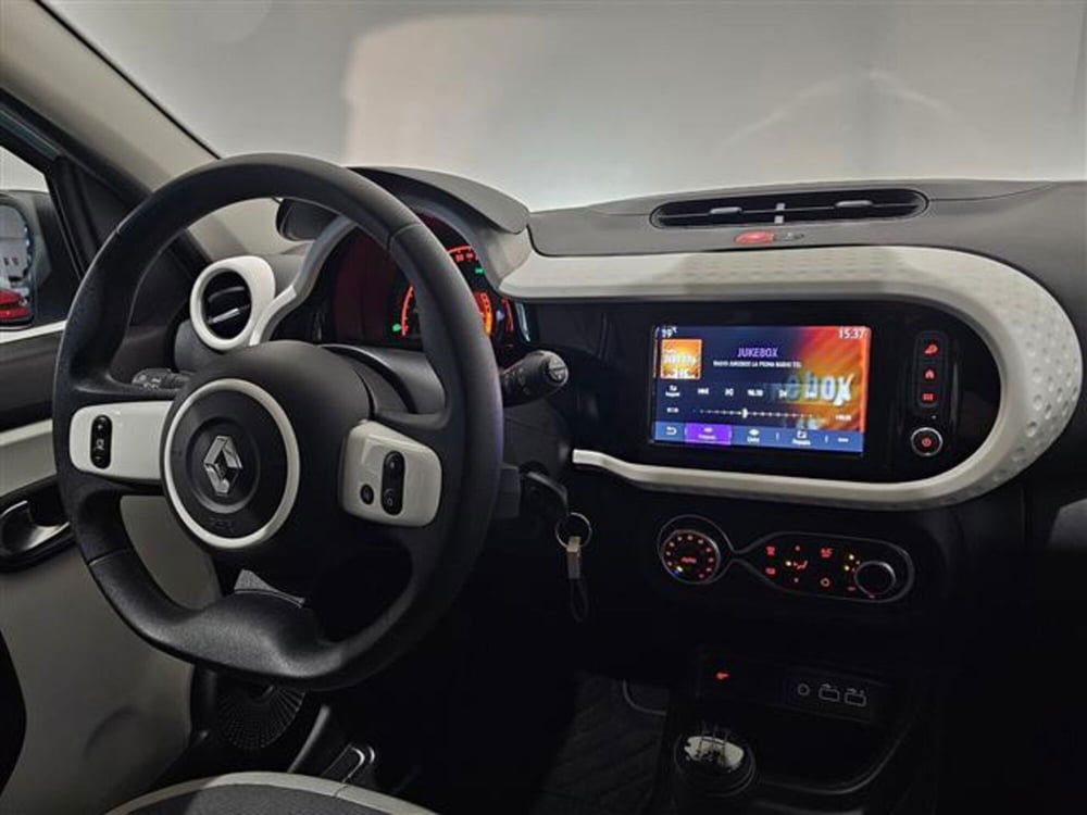 Renault Twingo nuova a Palermo (11)