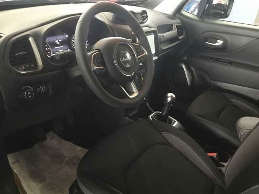 Jeep Renegade usata a Varese (9)