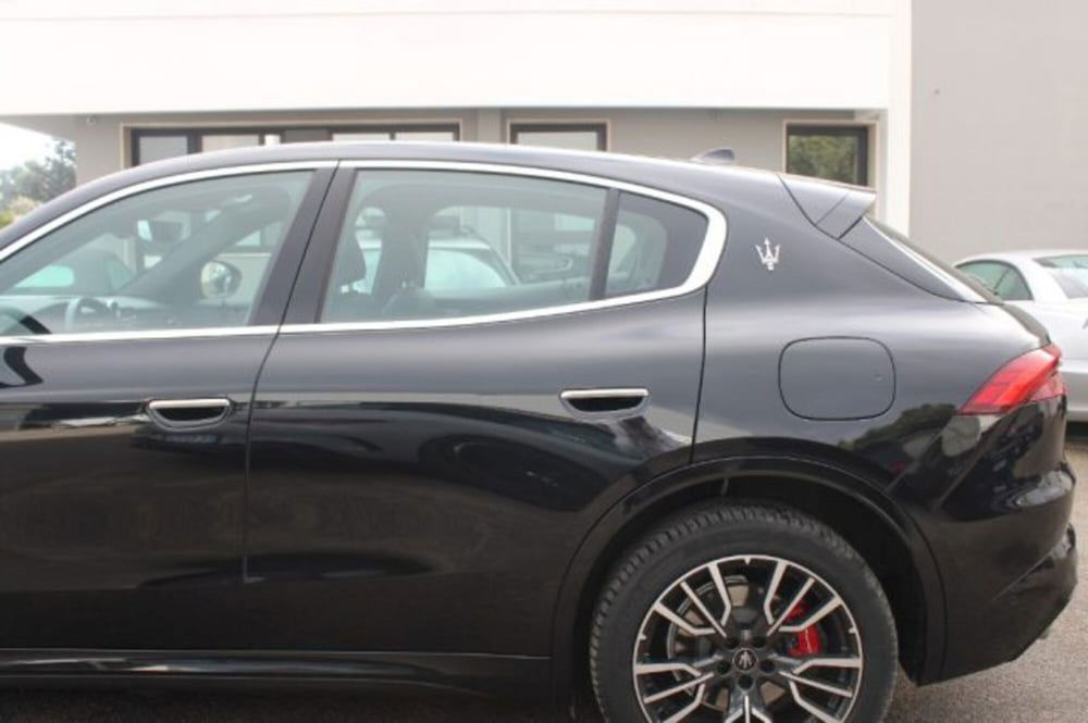 Maserati Grecale usata a Lecce (7)