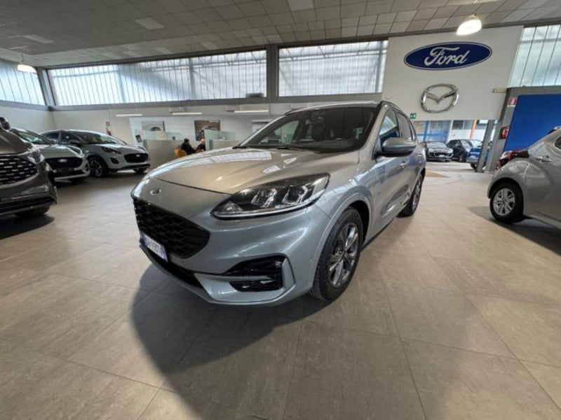 Ford Kuga 1.5 EcoBlue 120 CV 2WD ST-Line  del 2022 usata a Imola