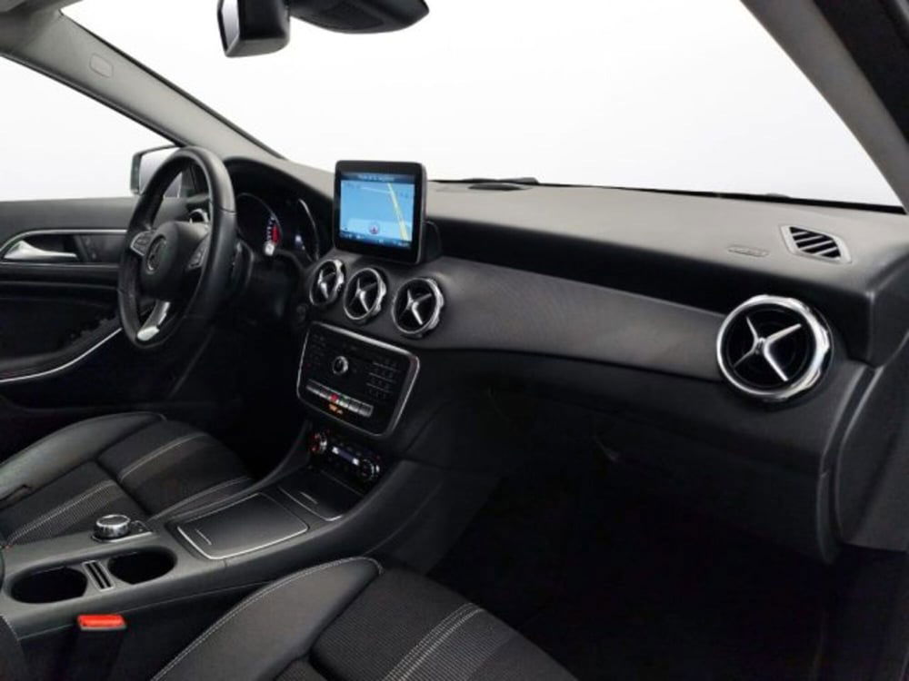 Mercedes-Benz GLA SUV usata a Modena (10)