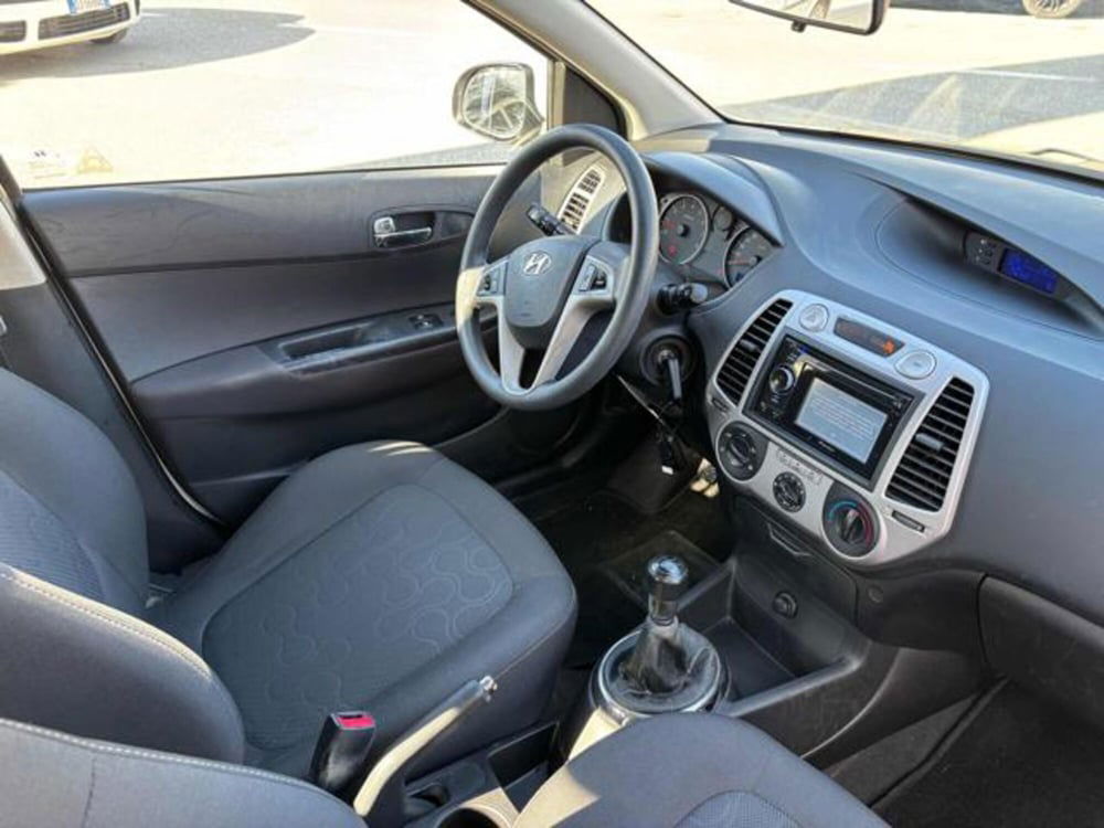 Hyundai i20 usata a Pesaro-Urbino (9)