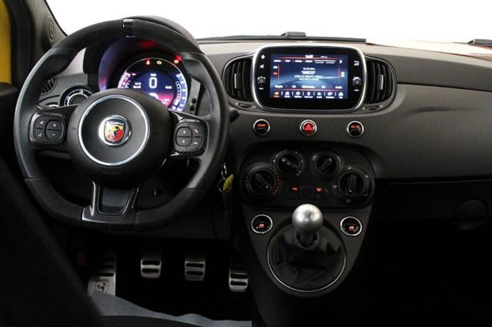 Abarth 595 Cabrio usata a Novara (7)