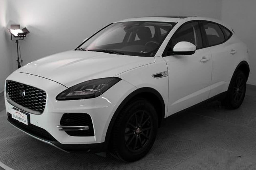 Jaguar E-Pace usata a Novara