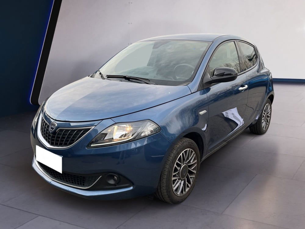 Lancia Ypsilon usata a Torino (2)