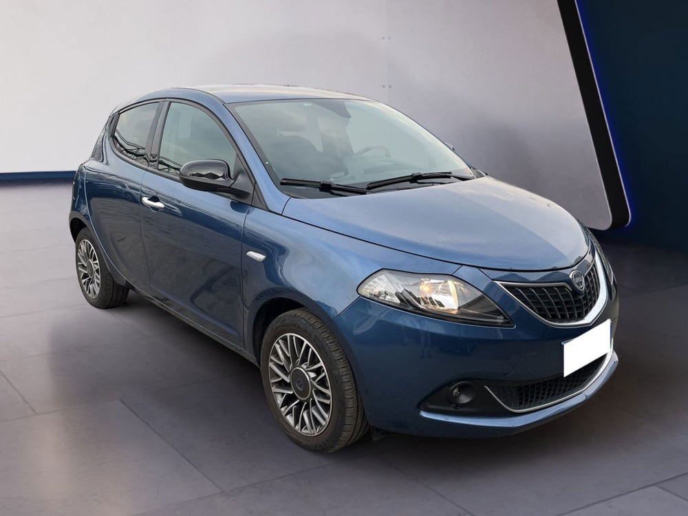 Lancia Ypsilon usata a Torino (3)