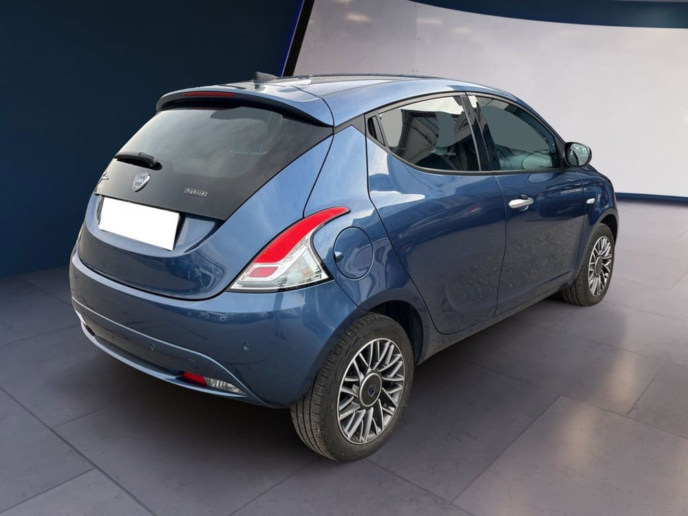 Lancia Ypsilon usata a Torino (4)