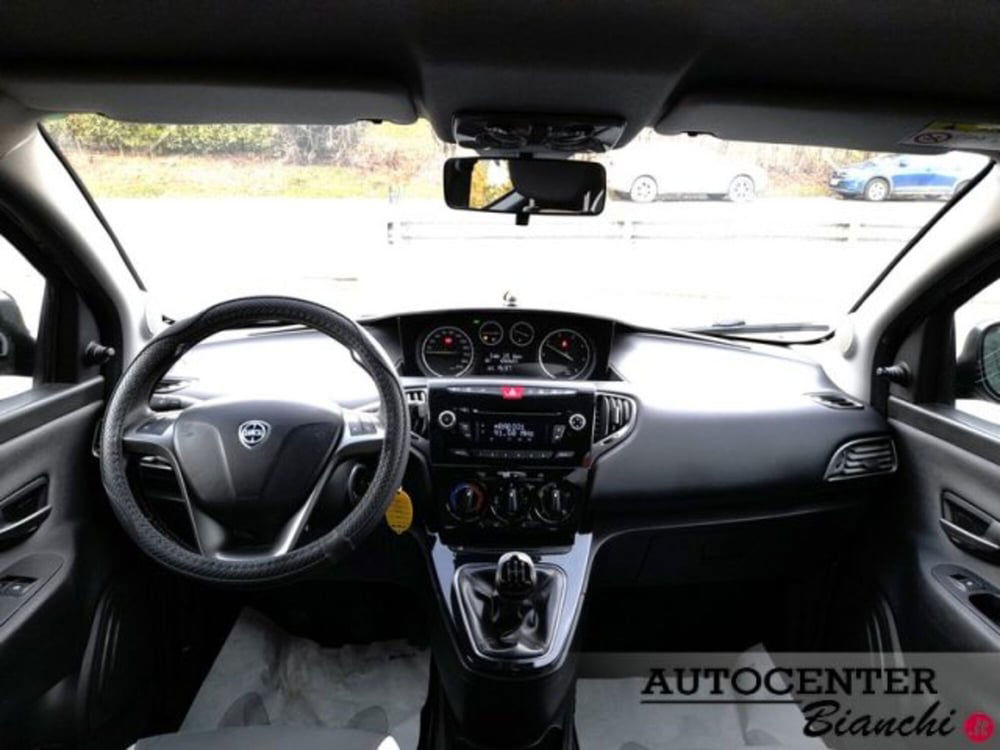 Lancia Ypsilon usata a Reggio Emilia (10)