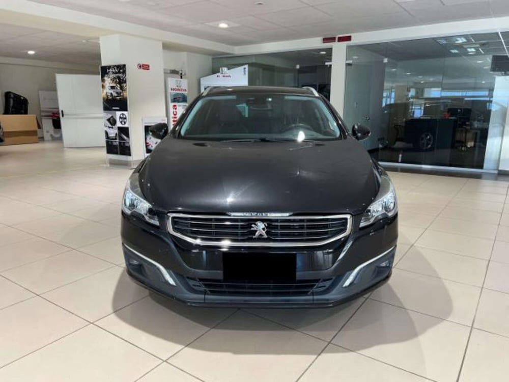 Peugeot 508 SW usata a Savona (8)