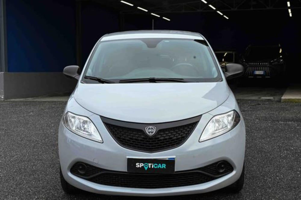 Lancia Ypsilon usata a Torino (2)