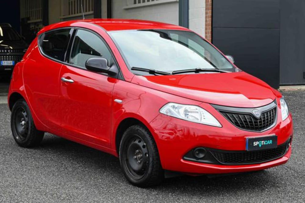 Lancia Ypsilon usata a Torino (3)