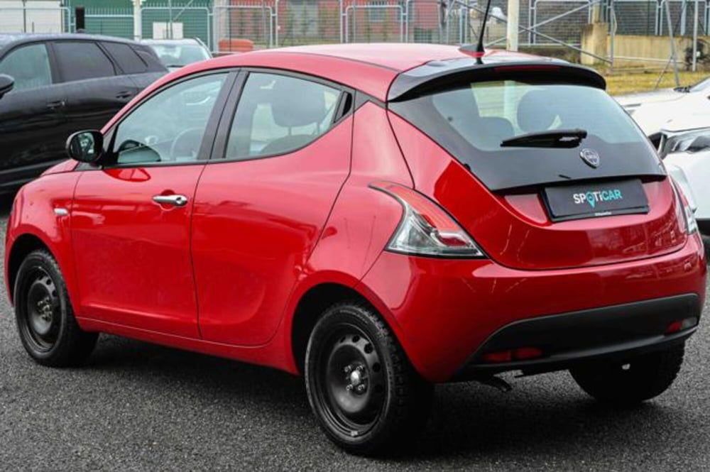 Lancia Ypsilon usata a Torino (7)