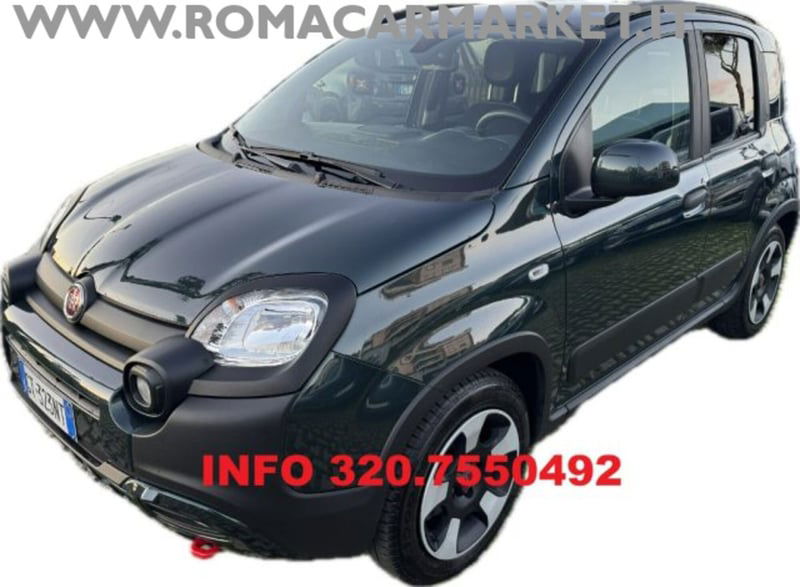 Fiat Panda Cross 1.0 firefly hybrid Cross s&s 70cv 5p.ti del 2024 usata a Roma