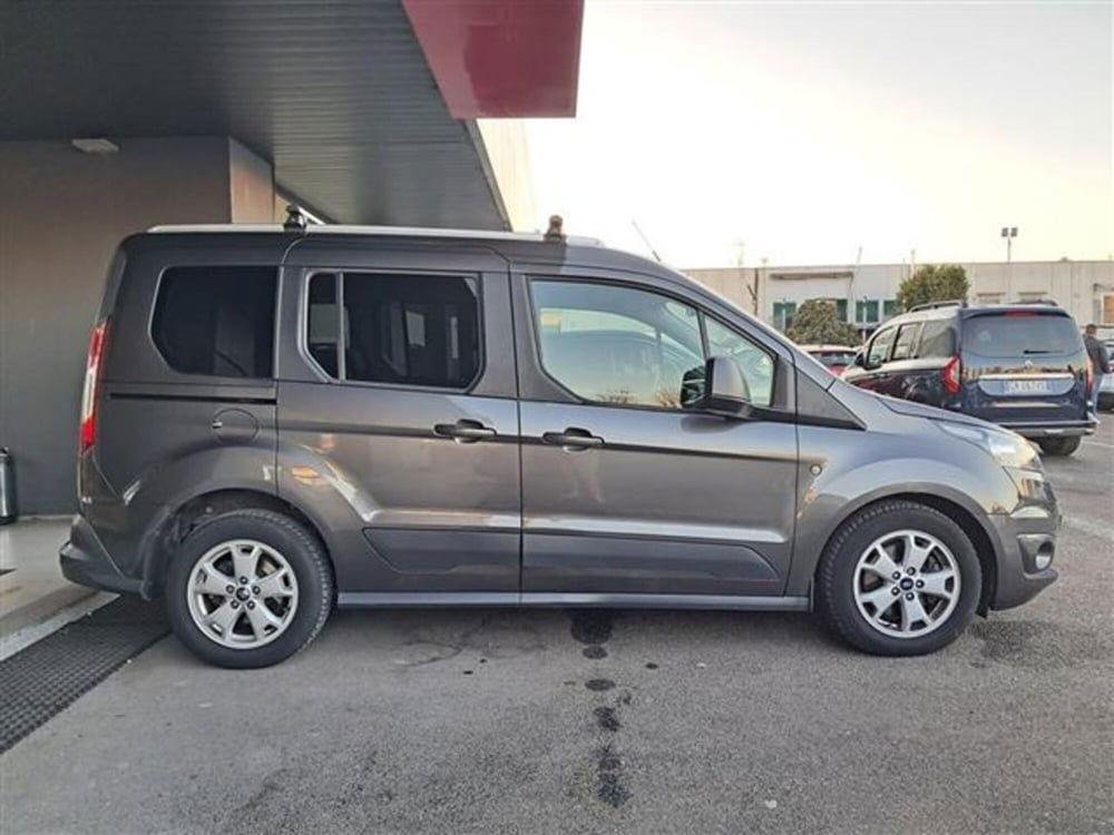 Ford Tourneo Connect usata a Asti (4)