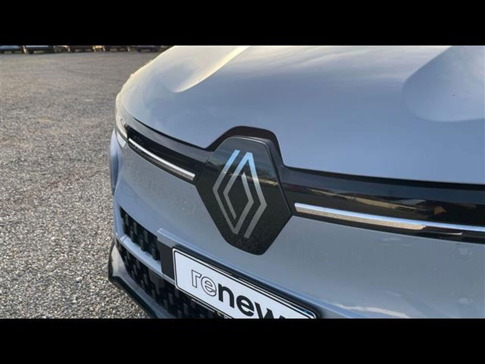 Renault Megane E-Tech Electric usata a Lecce (6)