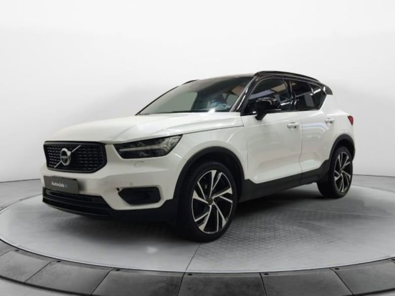 Volvo XC40 D4 AWD Geartronic R-design  del 2020 usata a Modena