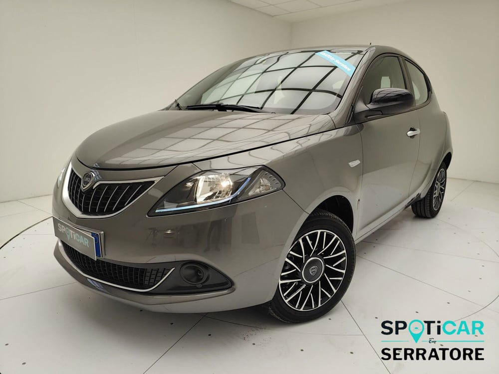 Lancia Ypsilon usata a Como