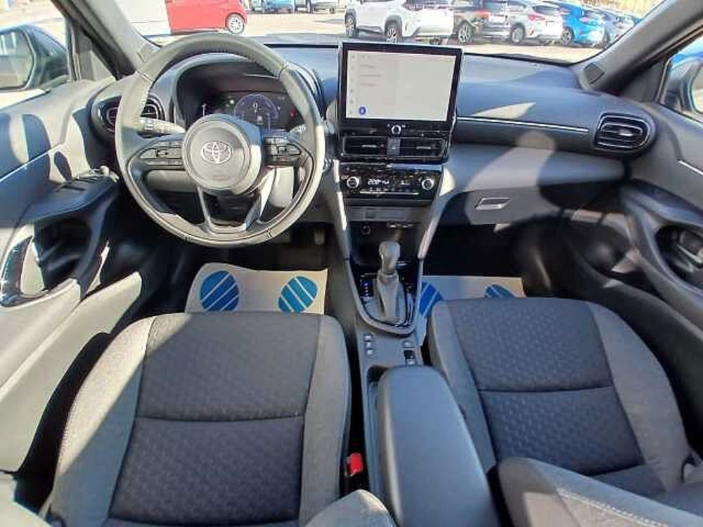 Toyota Yaris Cross nuova a Treviso (8)