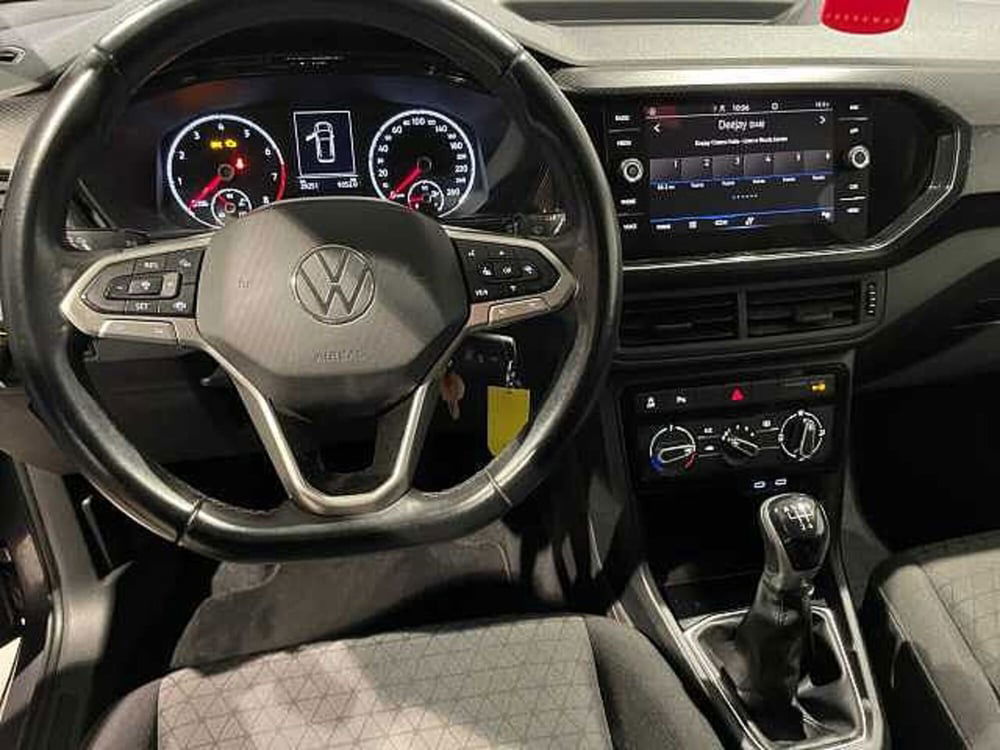 Volkswagen T-Cross usata a Genova (11)