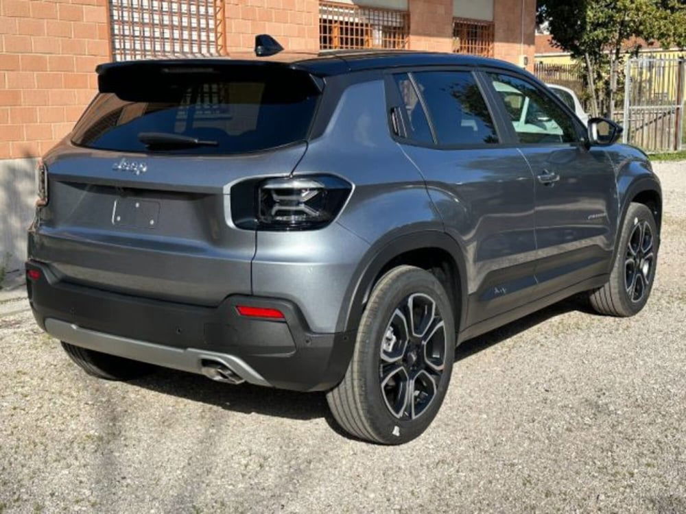 Jeep Avenger nuova a Roma (7)