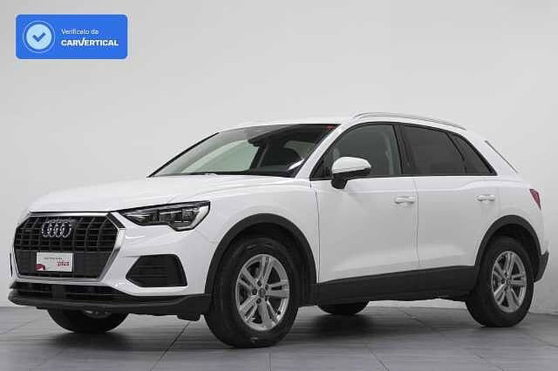 Audi Q3 2.0 TDI 150 CV quattro Business  del 2020 usata a Barni