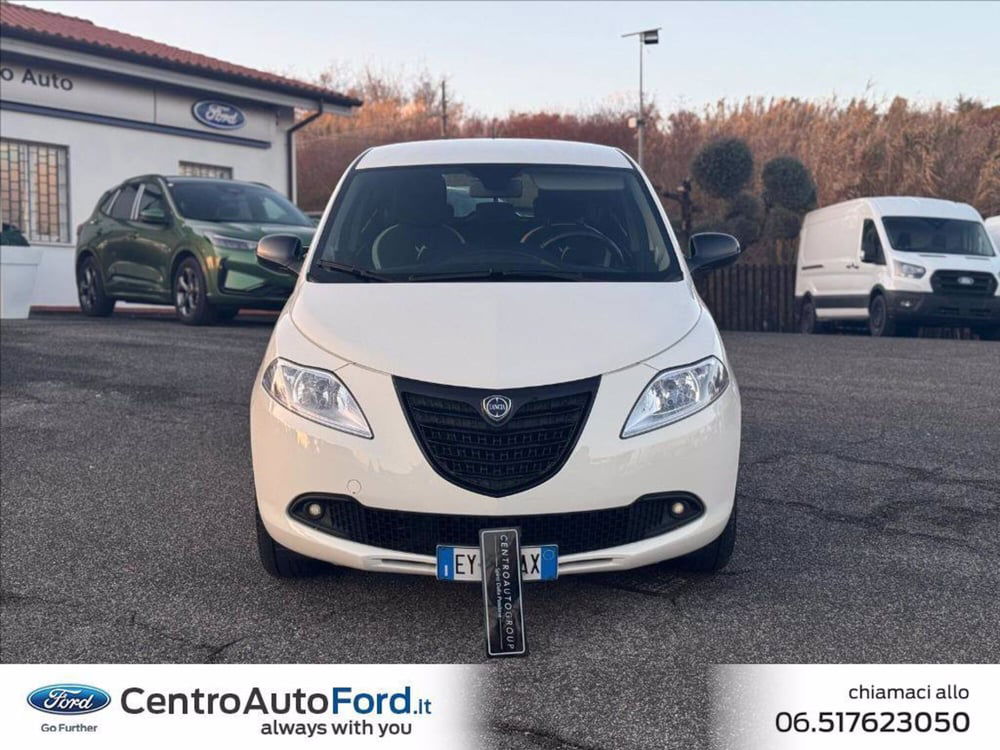 Lancia Ypsilon usata a Roma