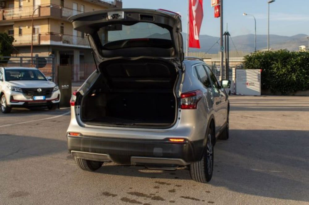 Nissan Qashqai usata a Latina (7)