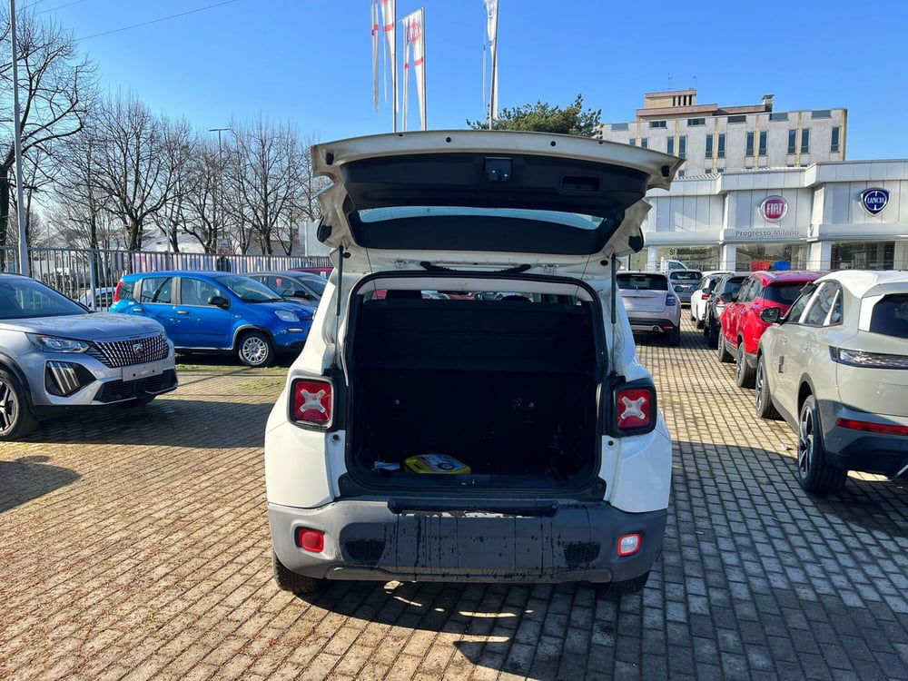 Jeep Renegade usata a Milano (9)