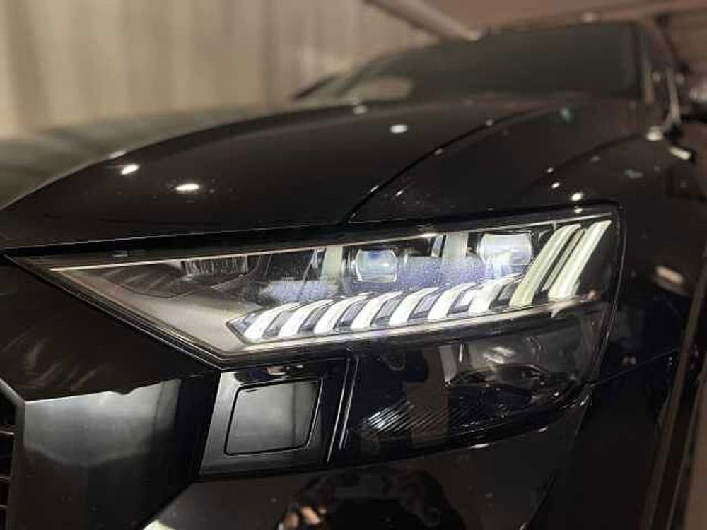 Audi RS Q8 usata a Genova (5)