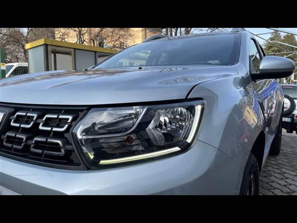 Dacia Duster usata a Varese (14)