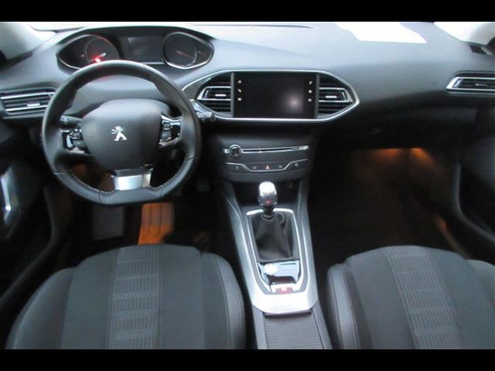 Peugeot 308 SW usata a Vicenza (8)