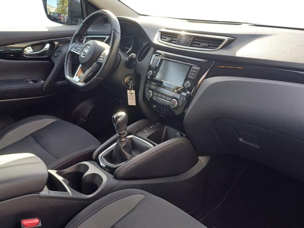 Nissan Qashqai usata a Bari (6)