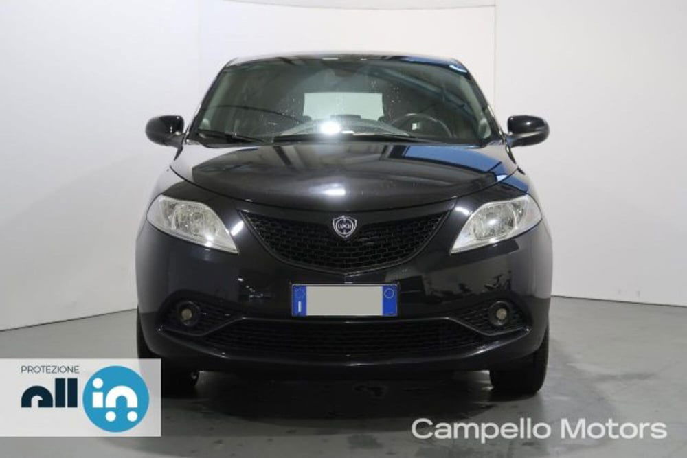 Lancia Ypsilon usata a Venezia (2)