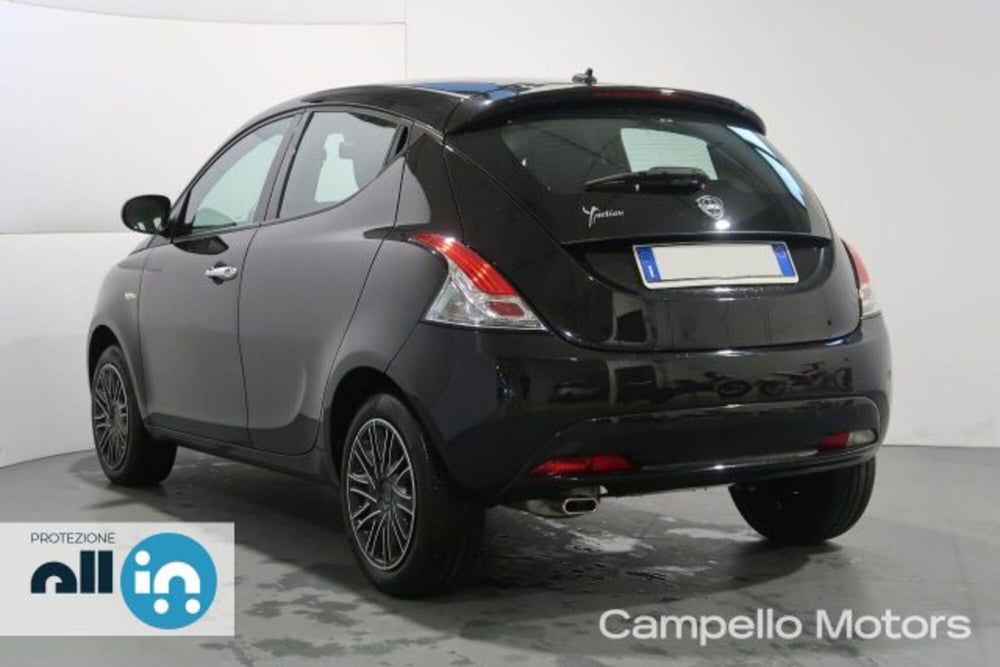 Lancia Ypsilon usata a Venezia (3)