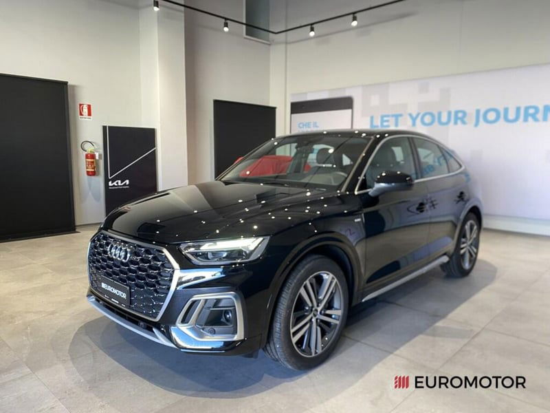 Audi Q5 35 TDI S tronic S line plus  del 2023 usata a Modugno