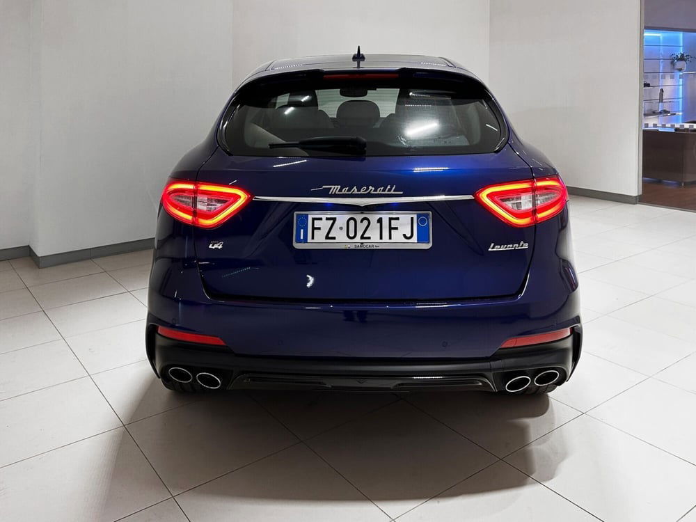 Maserati Levante usata a Napoli (8)