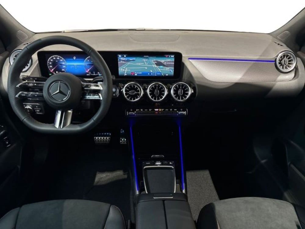 Mercedes-Benz GLA SUV nuova a Bologna (13)