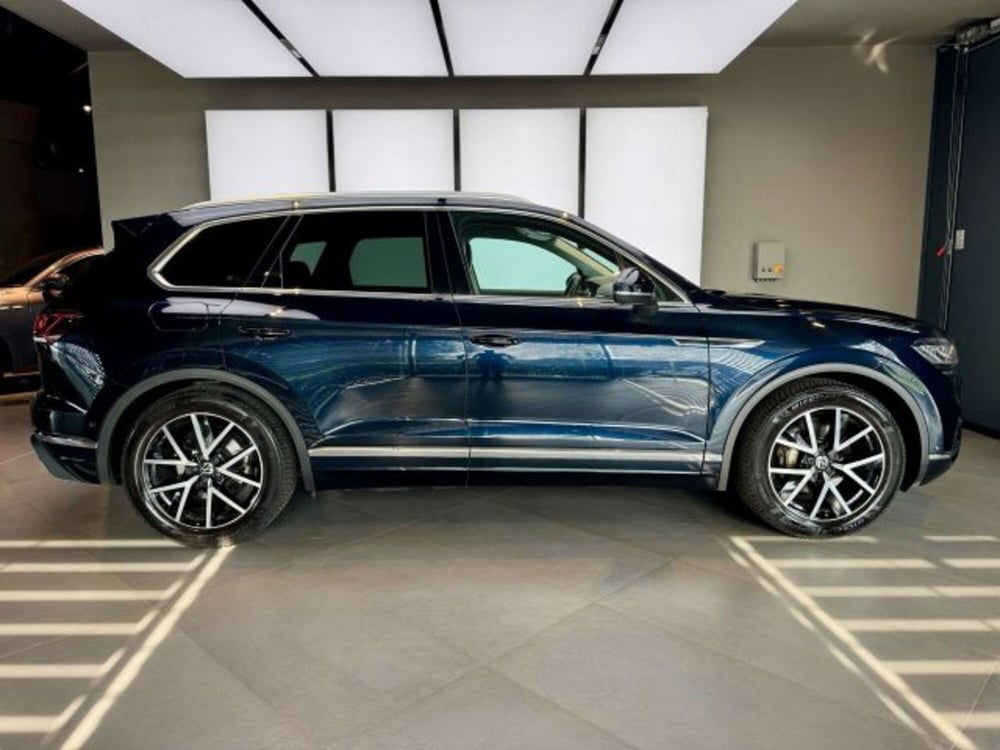 Volkswagen Touareg usata a Torino (5)