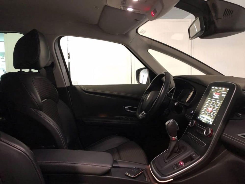 Renault Scenic E-Tech Electric usata a Torino (9)