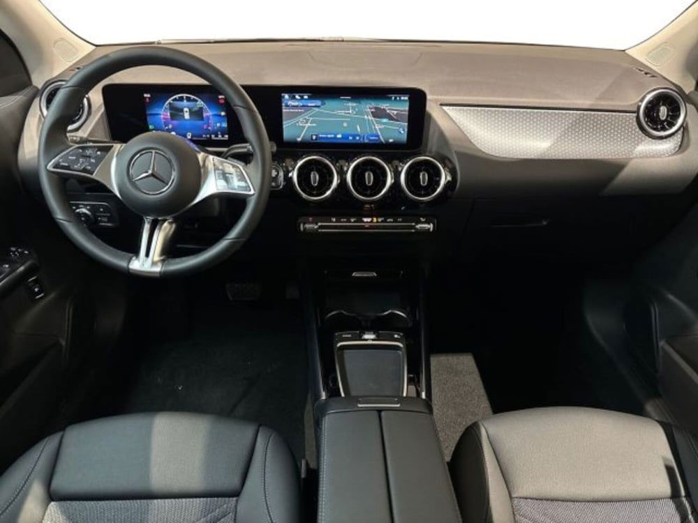 Mercedes-Benz GLA SUV nuova a Bologna (13)