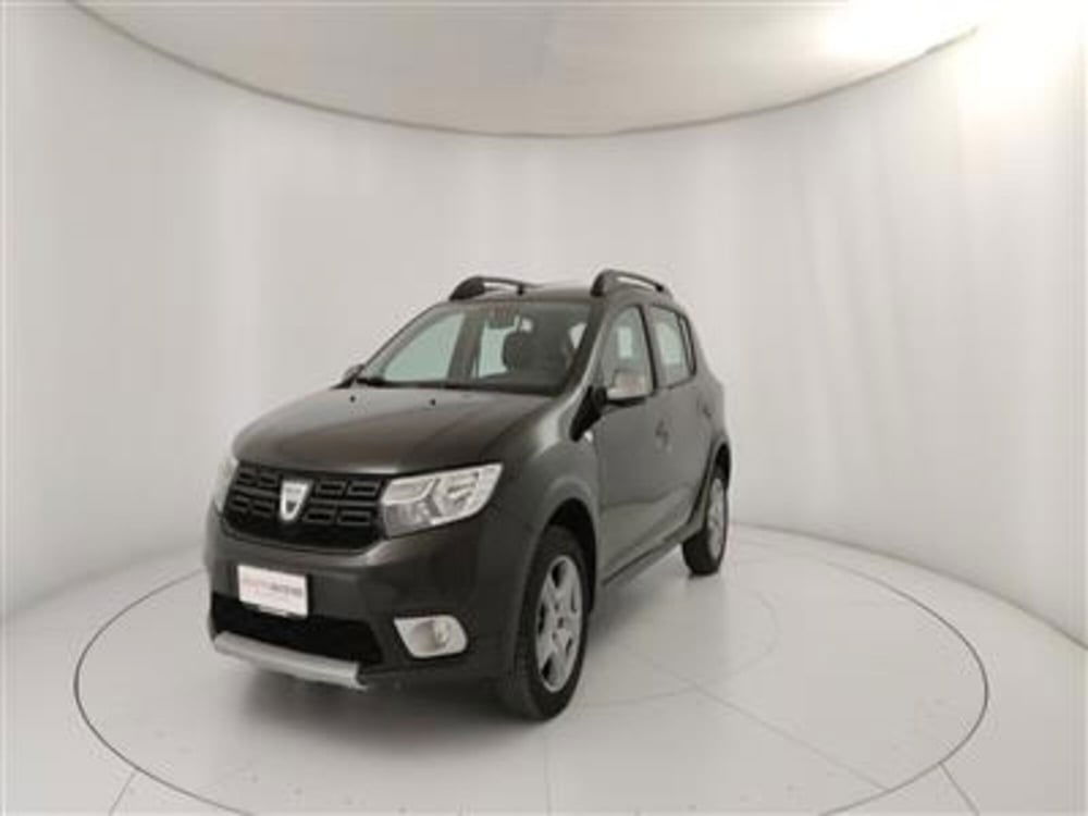 Dacia Sandero usata a Bari