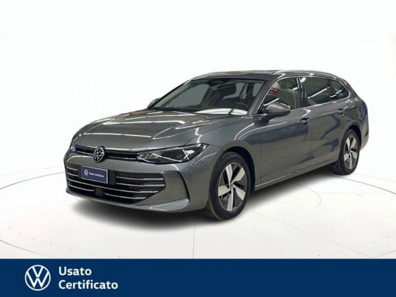 Volkswagen Passat 2.0 tdi scr Business 150cv dsg del 2024 usata a Arzignano