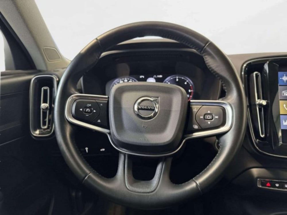 Volvo XC40 usata a Firenze (17)