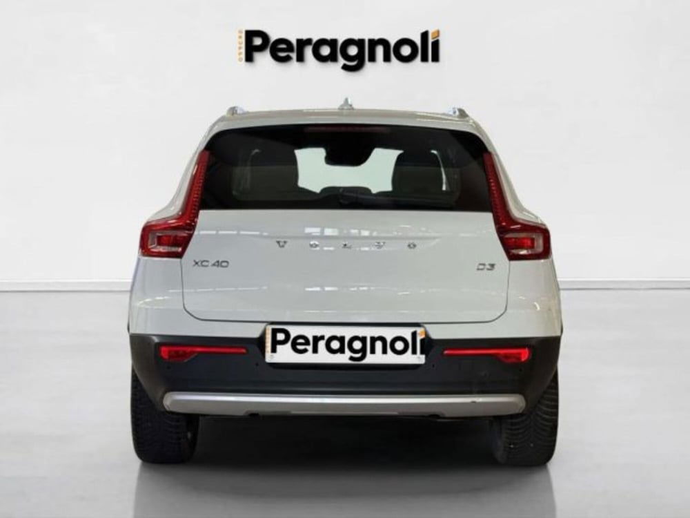 Volvo XC40 usata a Firenze (6)