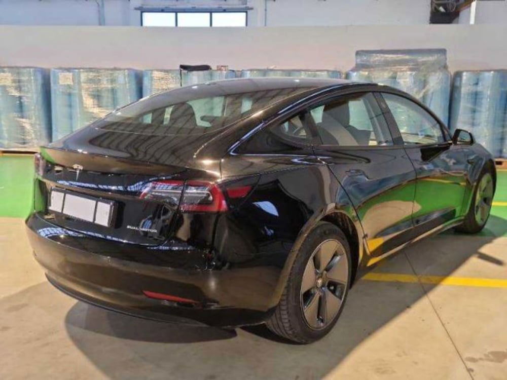 Tesla Model 3 usata a Bologna (2)