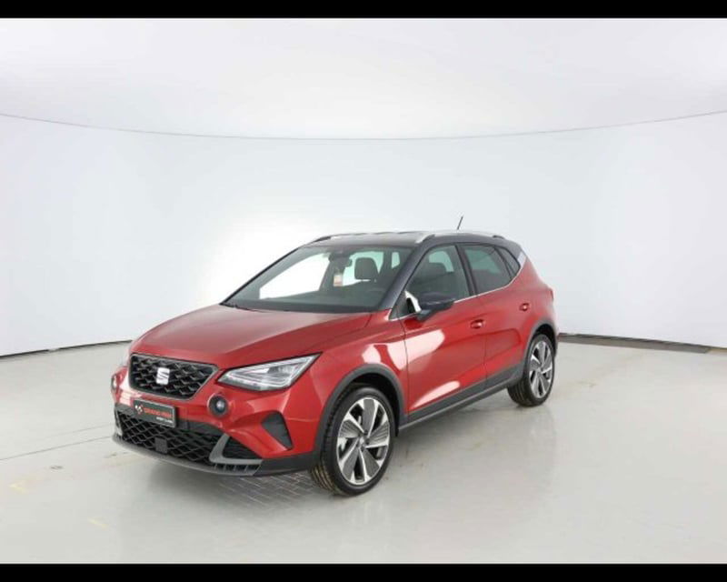 SEAT Arona 1.0 EcoTSI FR  del 2024 usata a Castenaso