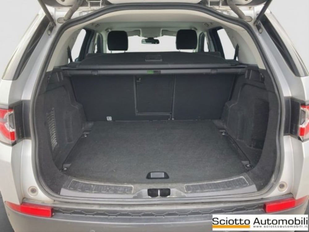 Land Rover Discovery Sport usata a Messina (17)