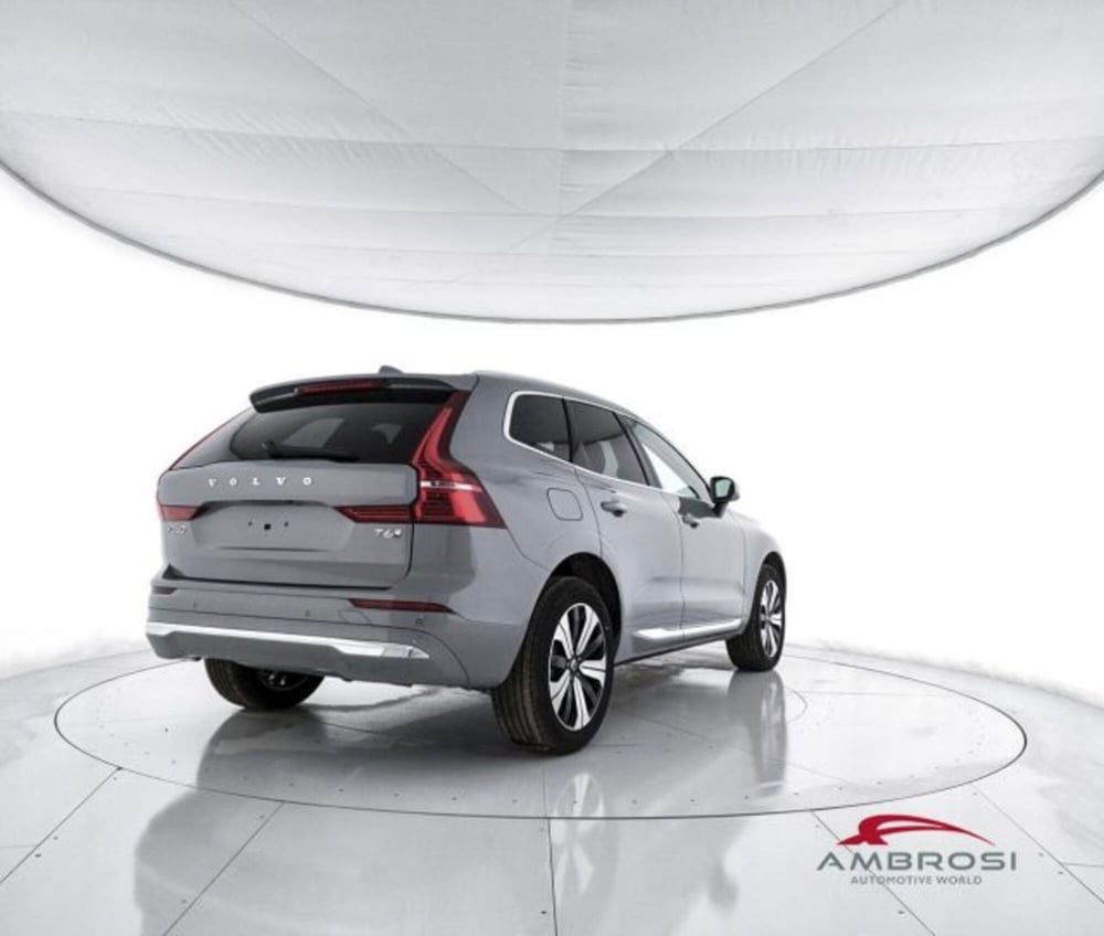 Volvo XC60 nuova a Perugia (3)